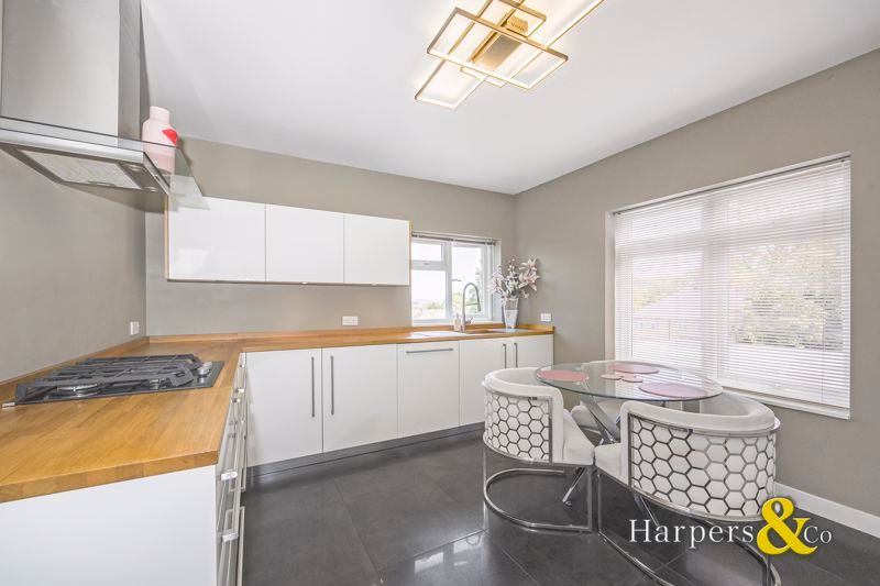 Additional image 4 of 2 bed flat for salePark Crescent, Erith DA8