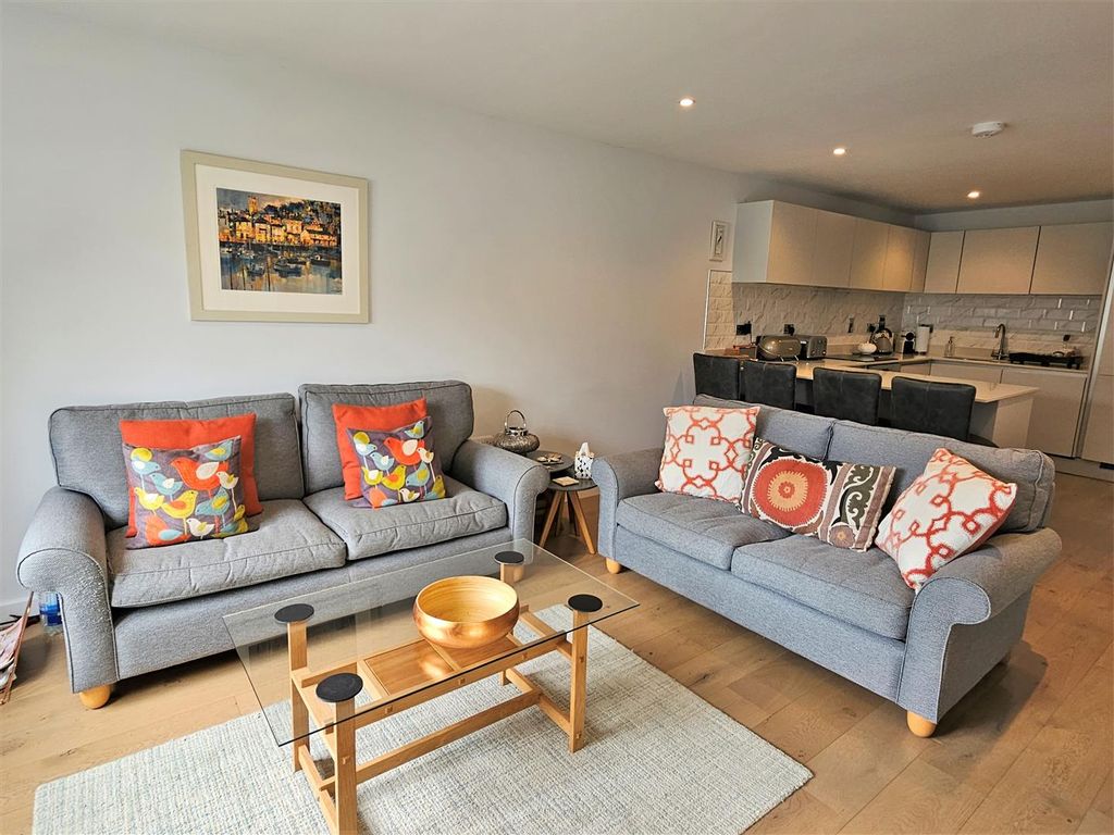 Additional image 4 of 2 bed flat for saleStation Road, Fowey PL23