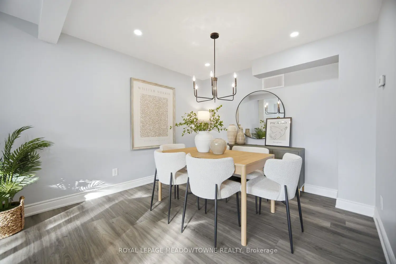Additional image 9 of 100 Bluevale Street 26
