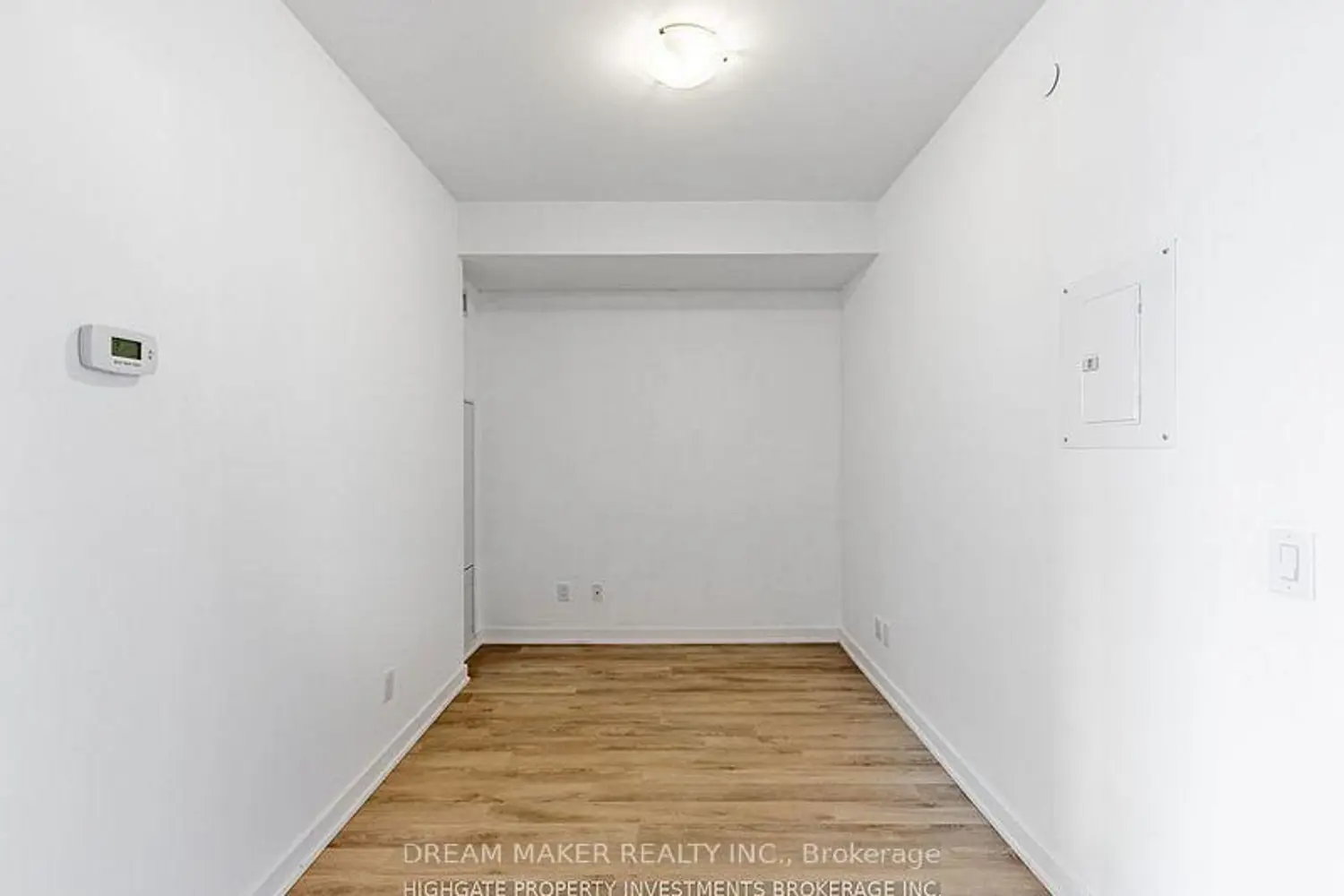 Additional image 12 of 16 Mcadam Avenue 306
