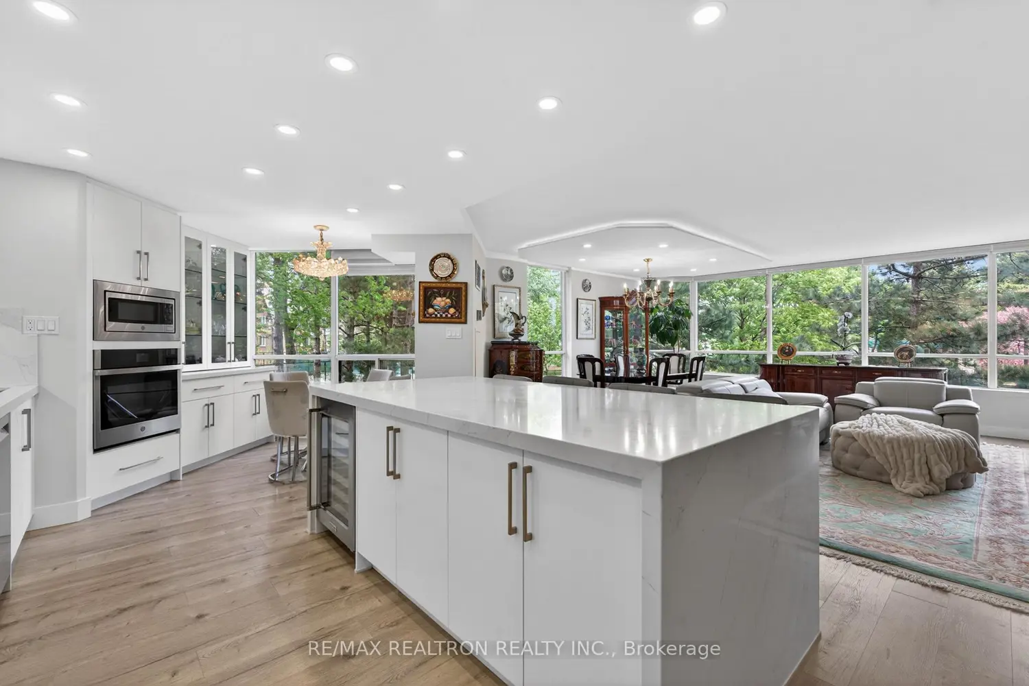 110 Promenade Circle 203