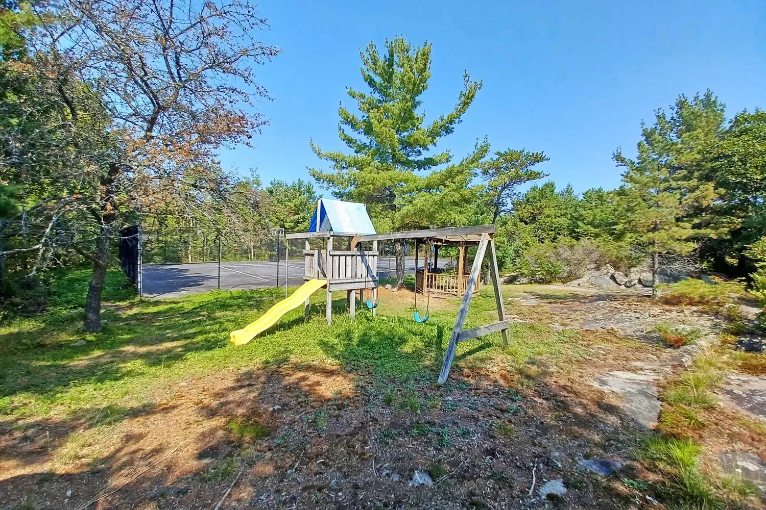 Additional image 19 of 111 North Shore Road 5