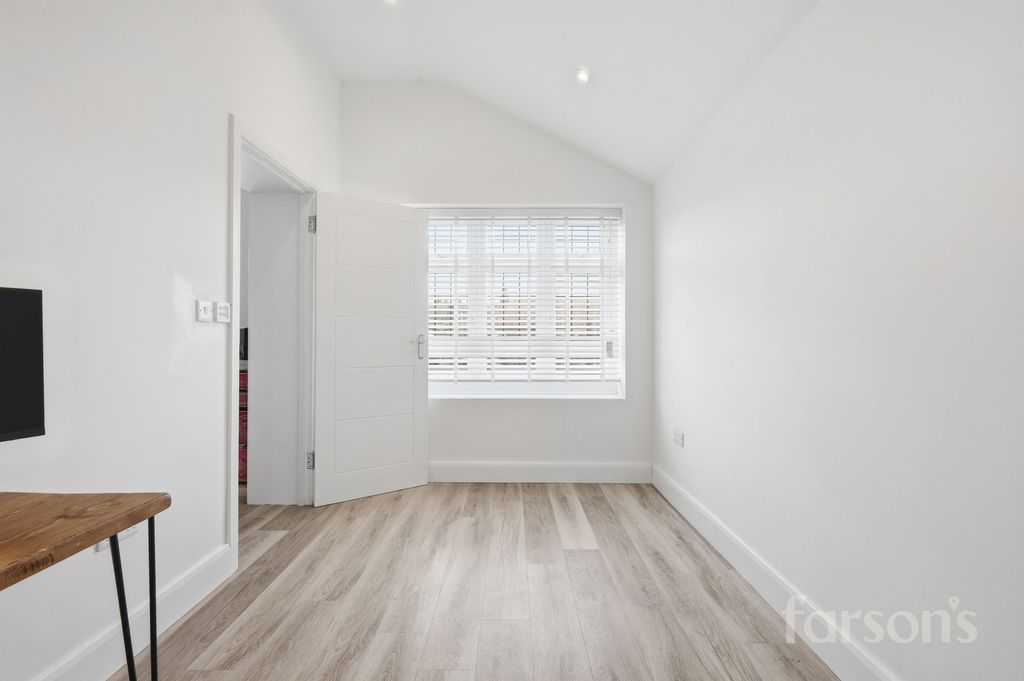 Additional image 7 of 4 bed detached house for saleColyers Lane, Erith DA8