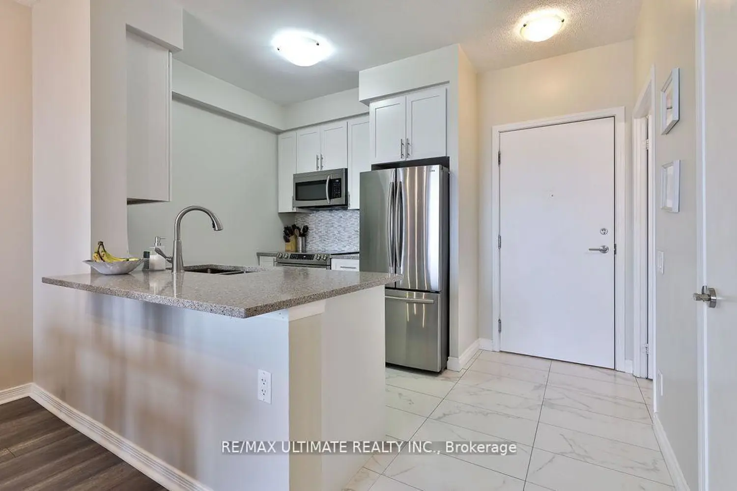 Additional image 2 of 60 Heintzman Street 2404