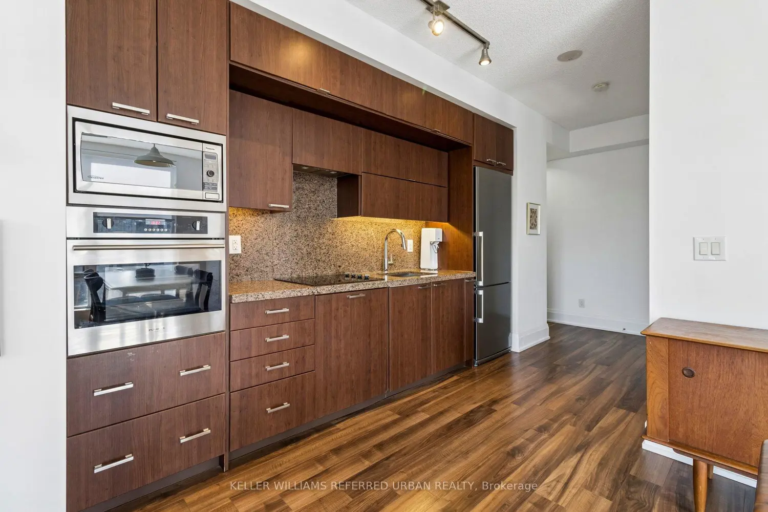 Additional image 9 of 120 Harrison Garden Boulevard 636