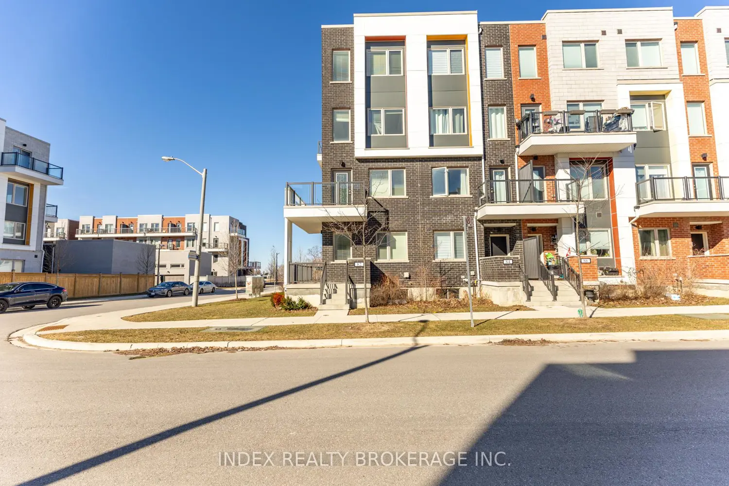 82 William Duncan Road