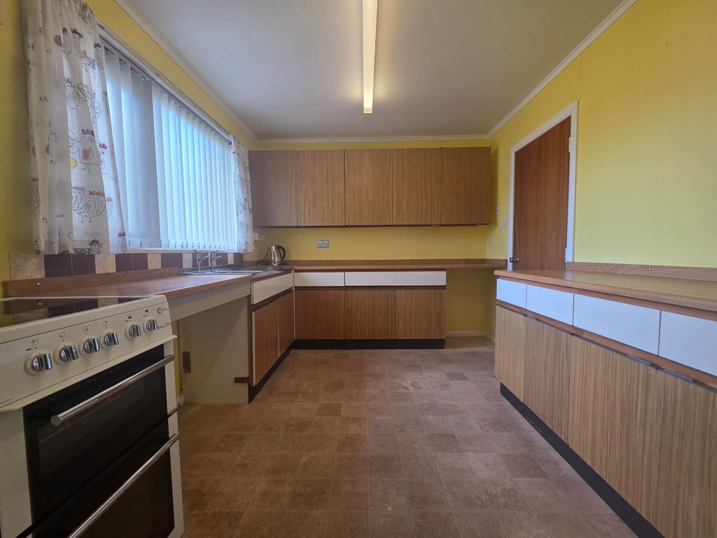 Additional image 6 of 3 bed detached bungalow for saleMacbeth Road, Forres IV36