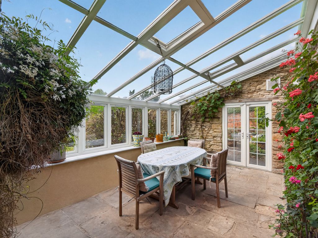 Additional image 17 of 6 bed detached house for saleMarket Place, Faringdon, Oxfordshire SN7