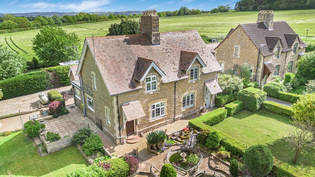 Additional image 6 of 3 bed semi-detached house for saleWadley Cottages, Faringdon, Oxfordshire SN7