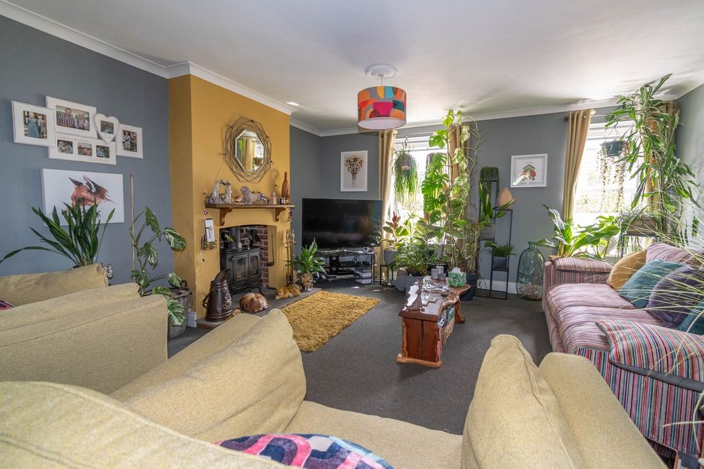 Additional image 3 of 4 bed semi-detached house for saleGladstone Road, Fakenham NR21
