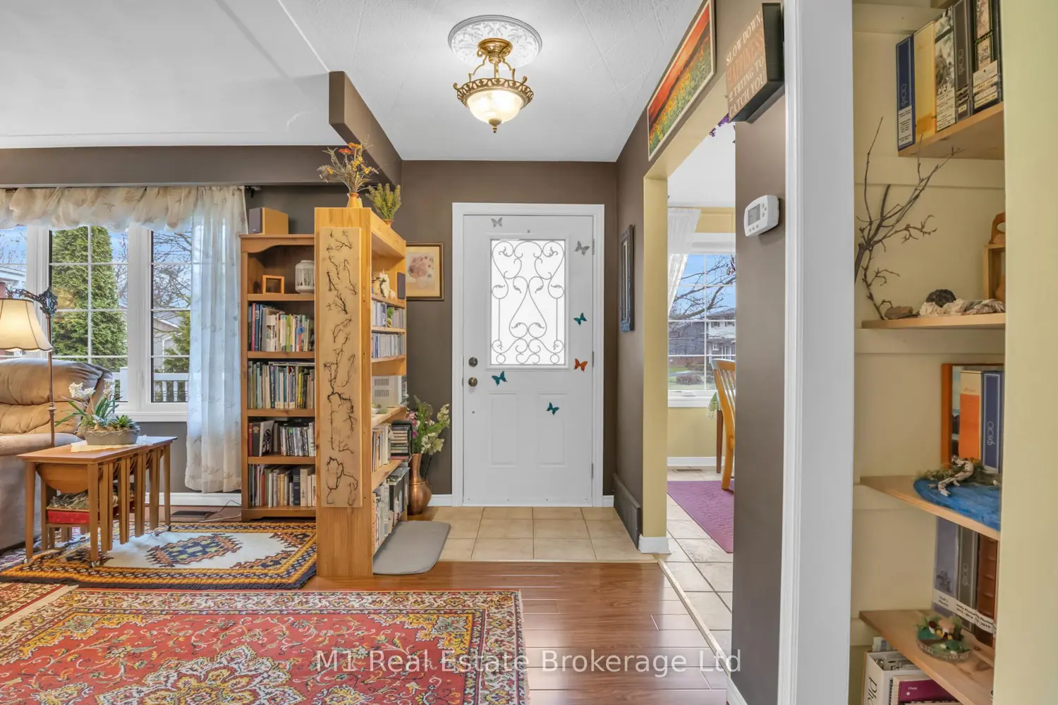540 Church Crescent photo 5
