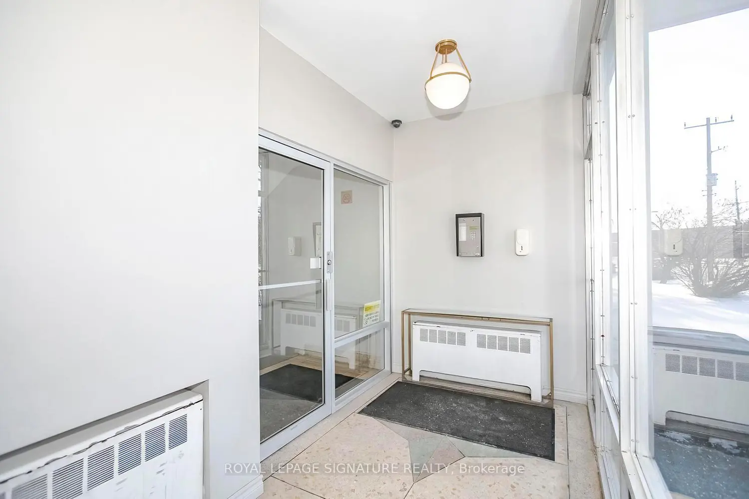 Additional image 5 of 219 Wilson Avenue 305