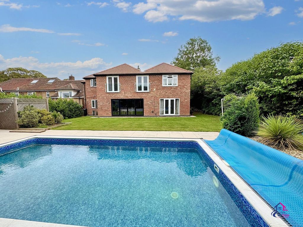 Additional image 8 of 6 bed detached house for saleManthorpe Road, Grantham NG31