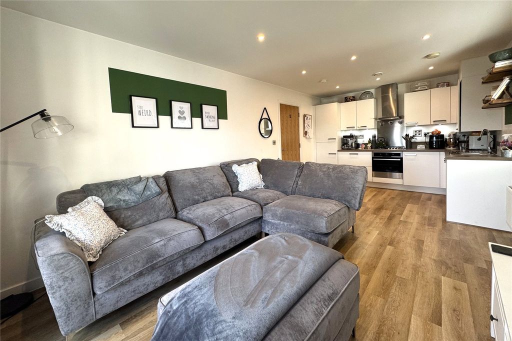 Additional image 2 of 2 bed flat for saleMaybery House, Sopwith Drive, Farnborough, Hampshire GU14