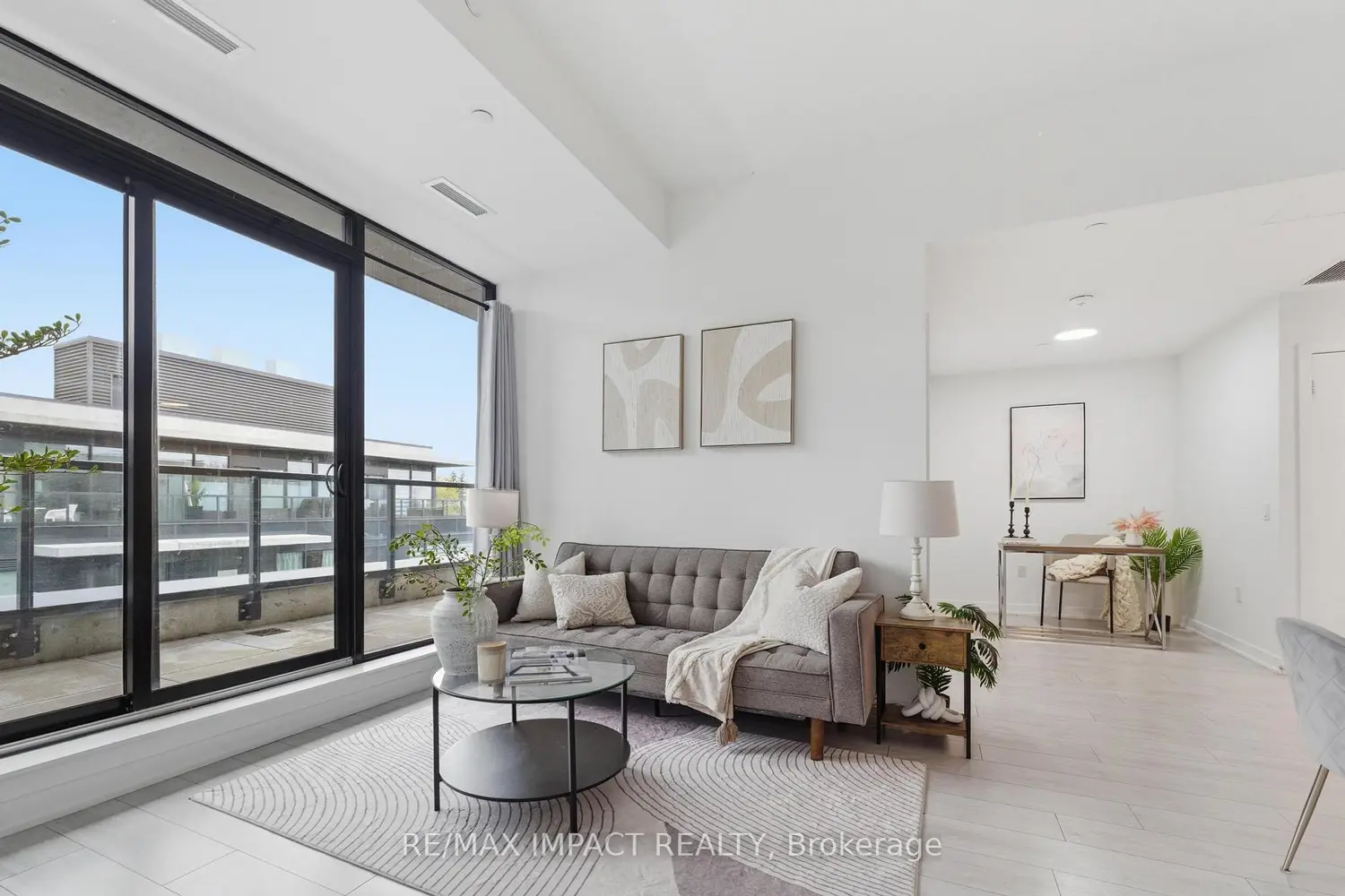 1614 Charles Street 522 photo 3