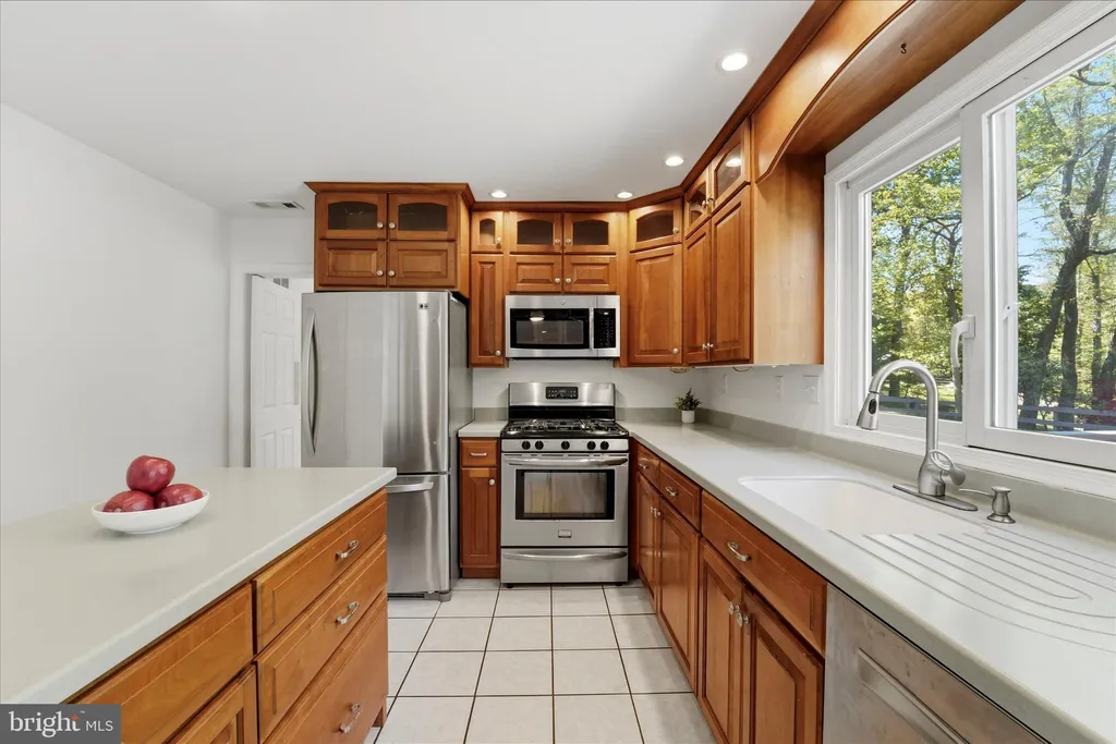 Additional image 15 of 2 Woodbriar Drive, Media, PA 19063
