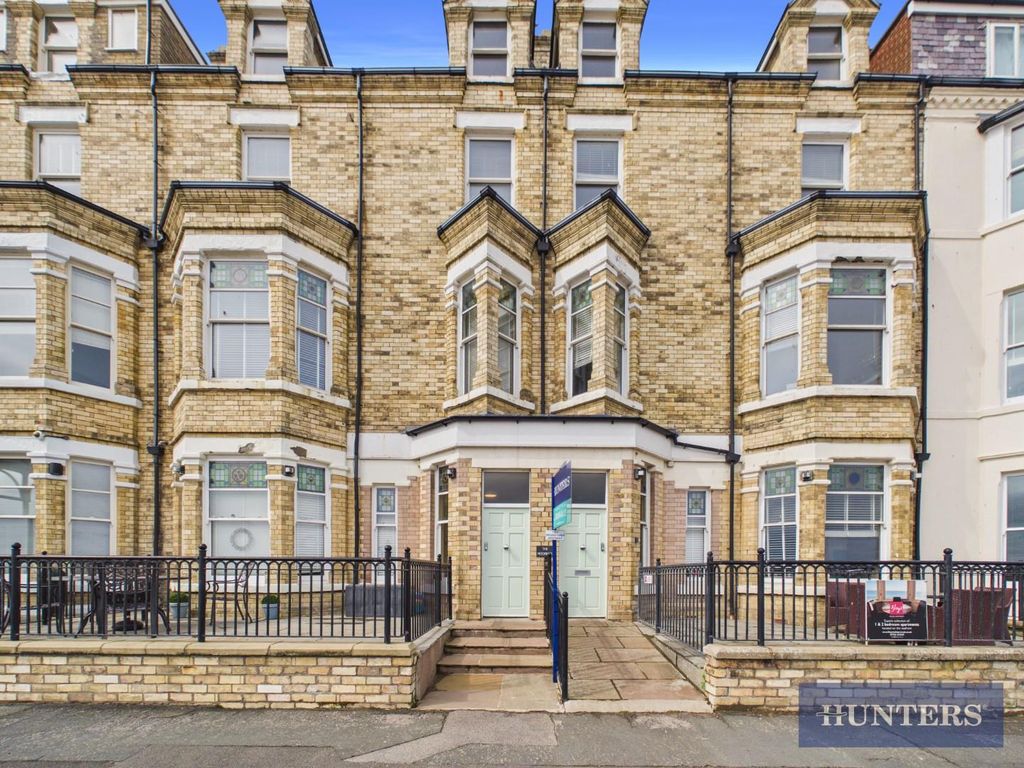 1 bed flat for saleThe Beach, Filey YO14