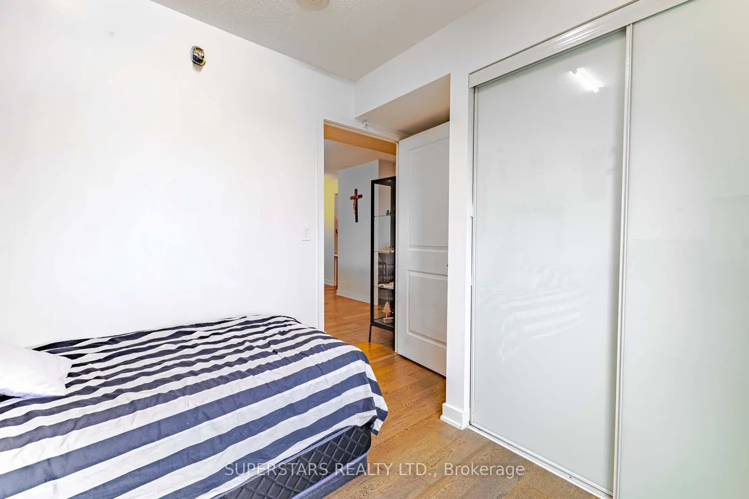 Additional image 13 of 185 Bonis Avenue 1511