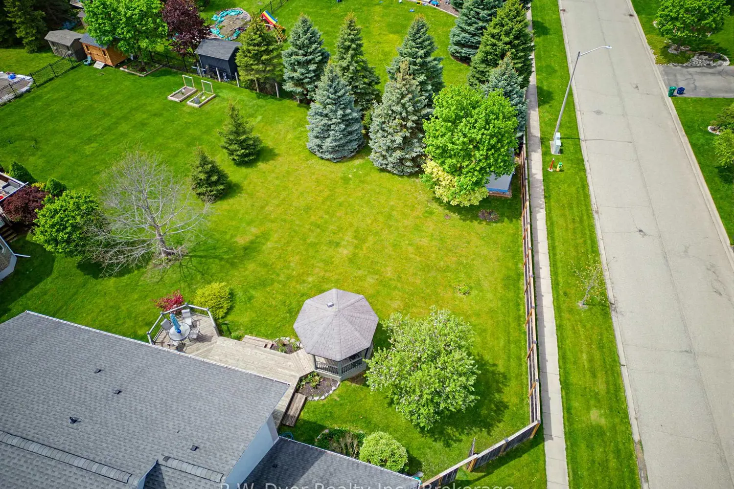 Additional image 16 of 184 Woodridge Drive