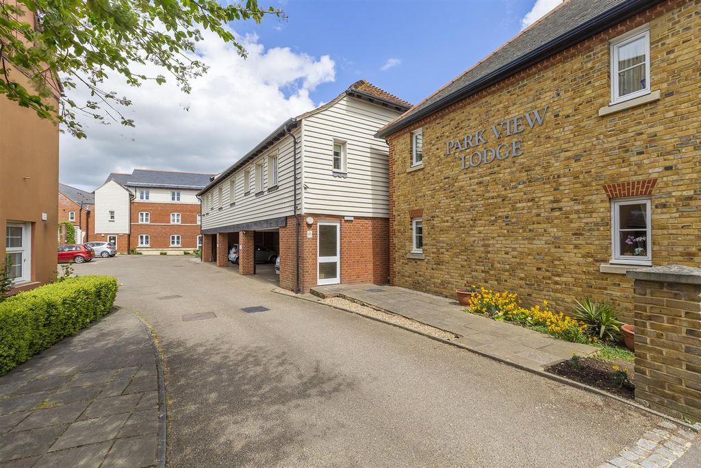 1 bed flat for saleEast Street, Faversham ME13