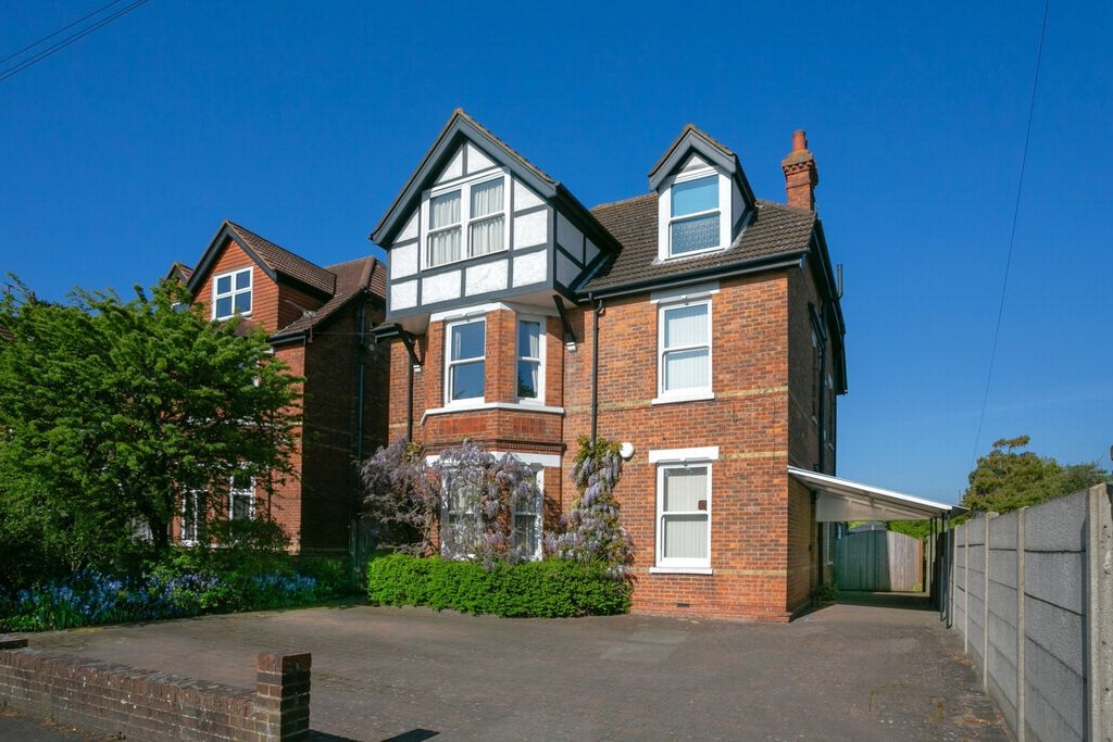5 bed detached house for saleCherry Garden Avenue, Folkestone CT19