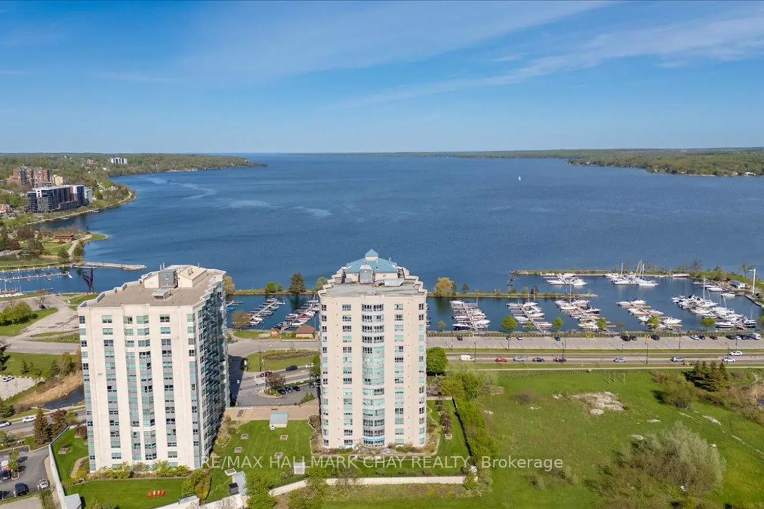 2 Toronto Street 1409