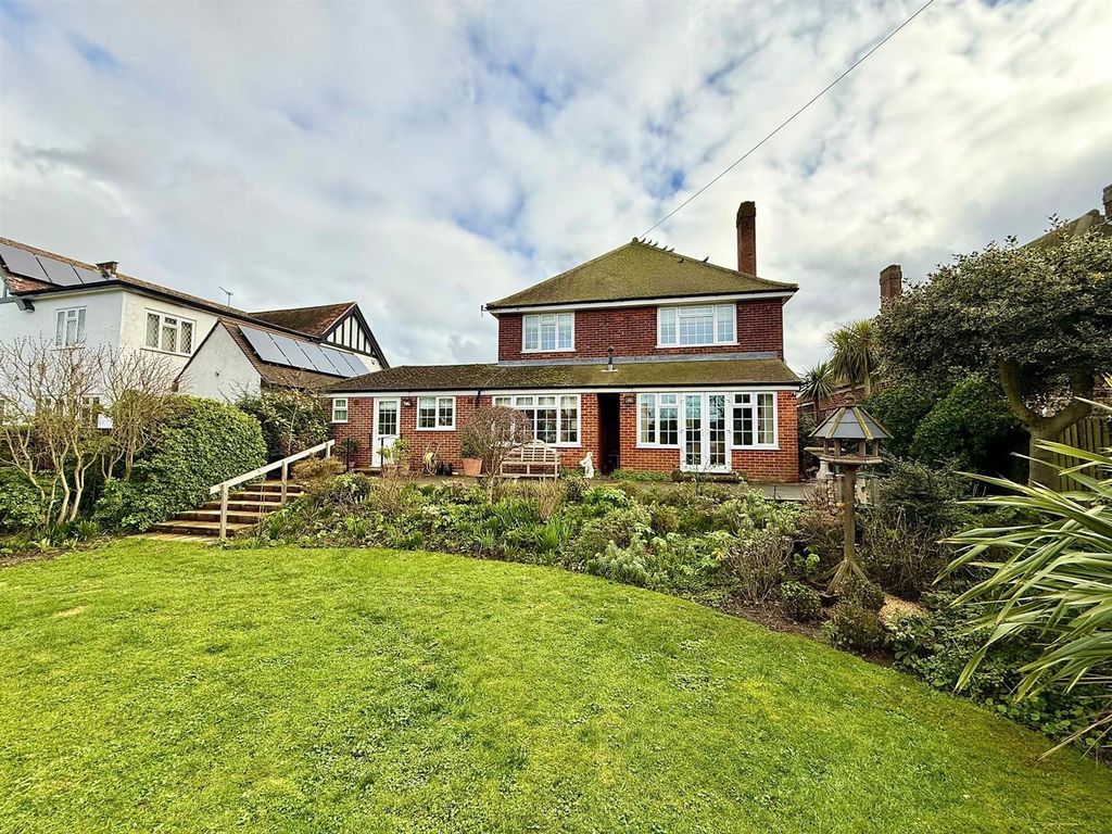 Additional image 26 of 4 bed detached house for saleMarine Crescent, Great Yarmouth NR30