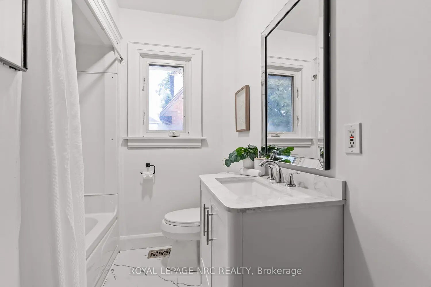 3 Gardiner Place photo 5