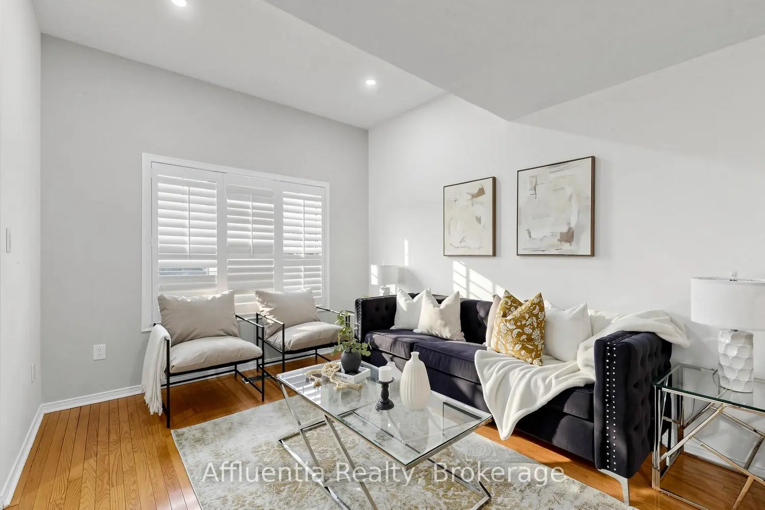 5714 Jenvic Grove photo 4