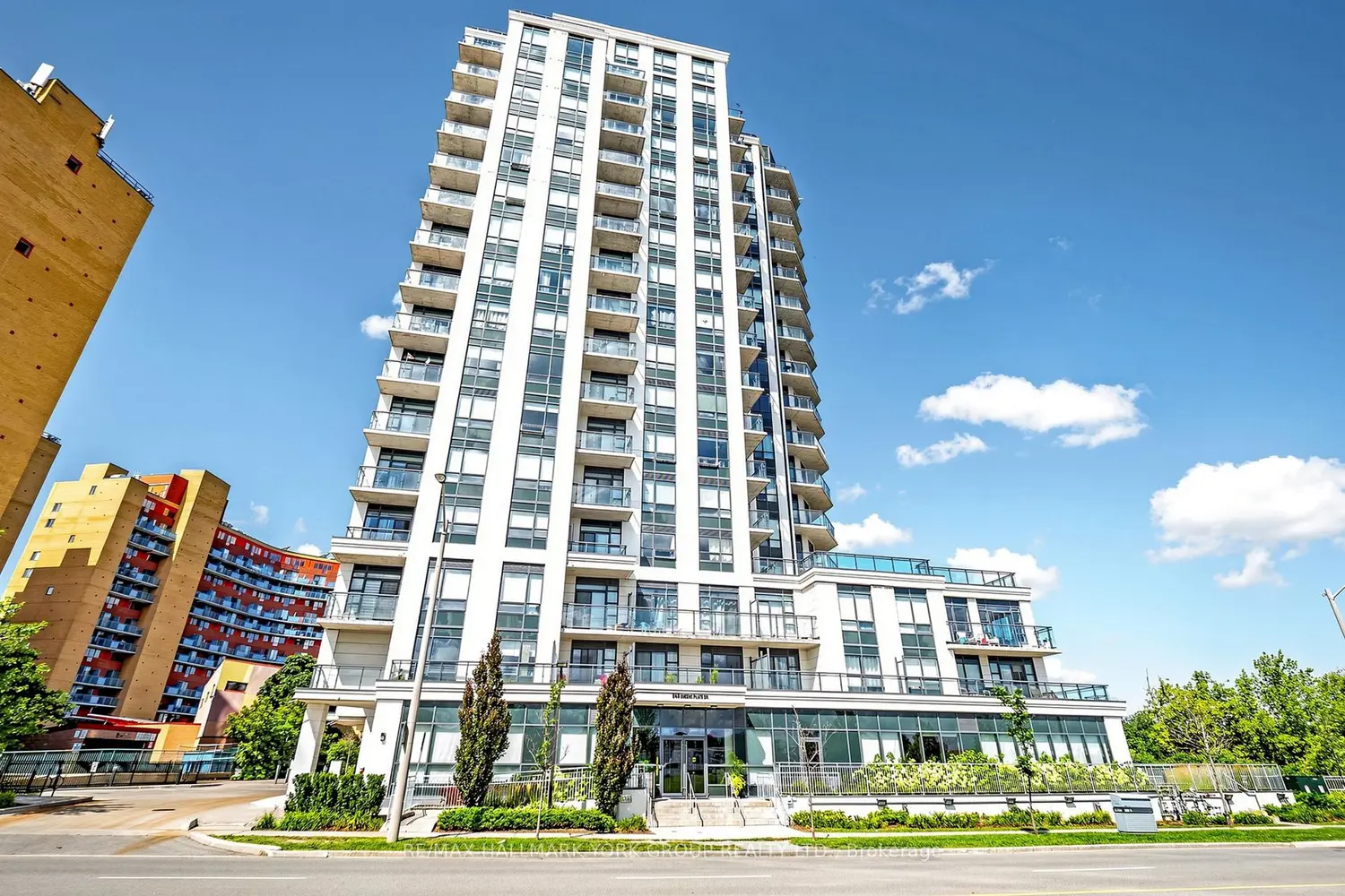 840 Queens Plate Drive 612