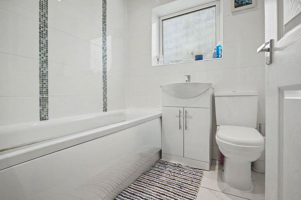 Additional image 12 of 3 bed terraced house for saleCrofthead Avenue, Kilmarnock KA3