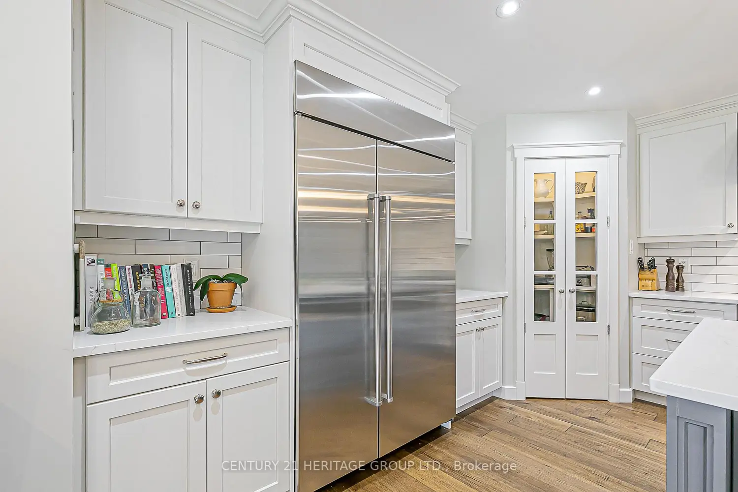 Additional image 3 of 164 Park Avenue