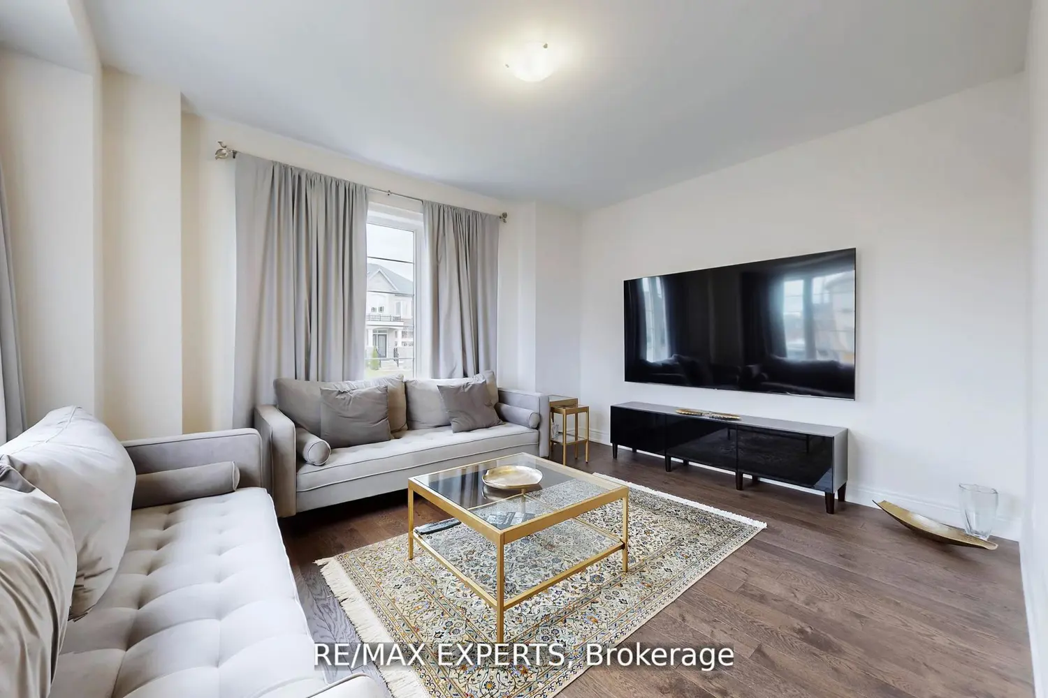 167 Frederick Pearson Street photo 4