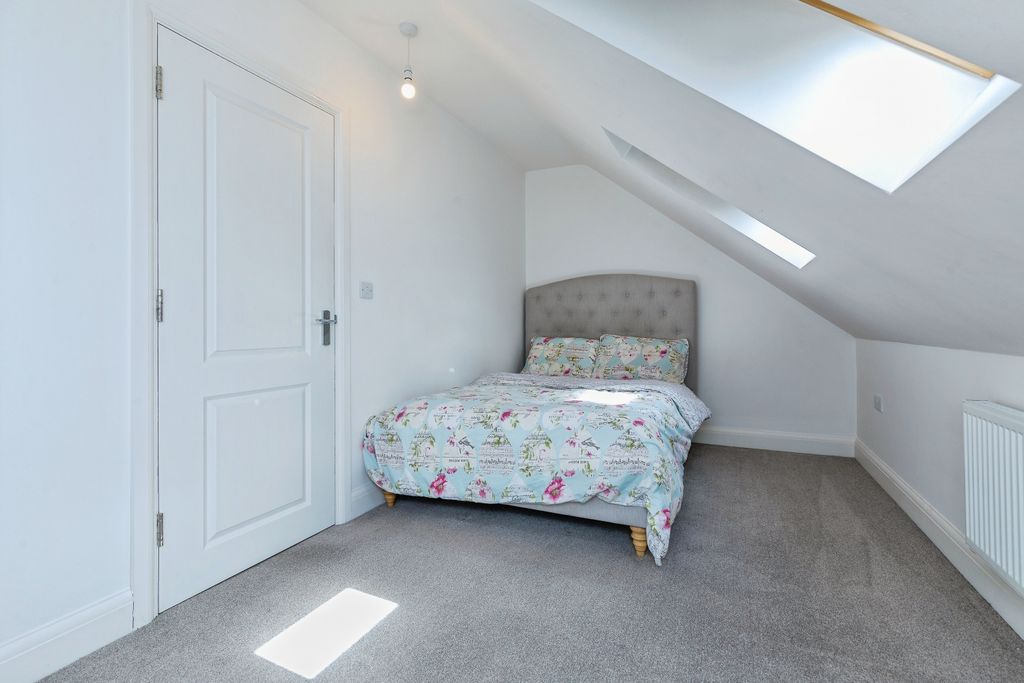 Additional image 13 of 4 bed terraced house for saleLivingstone Road, Gillingham ME7