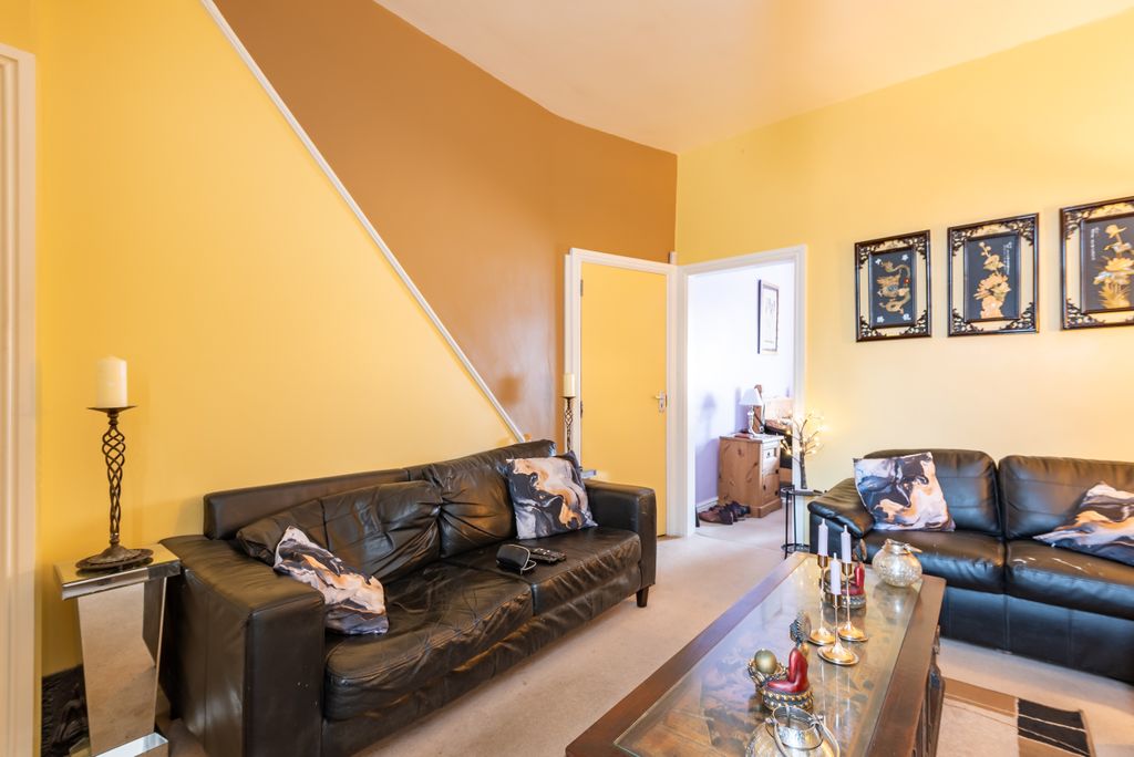Additional image 5 of 1 bed flat for saleWelholme Road, Grimsby DN32