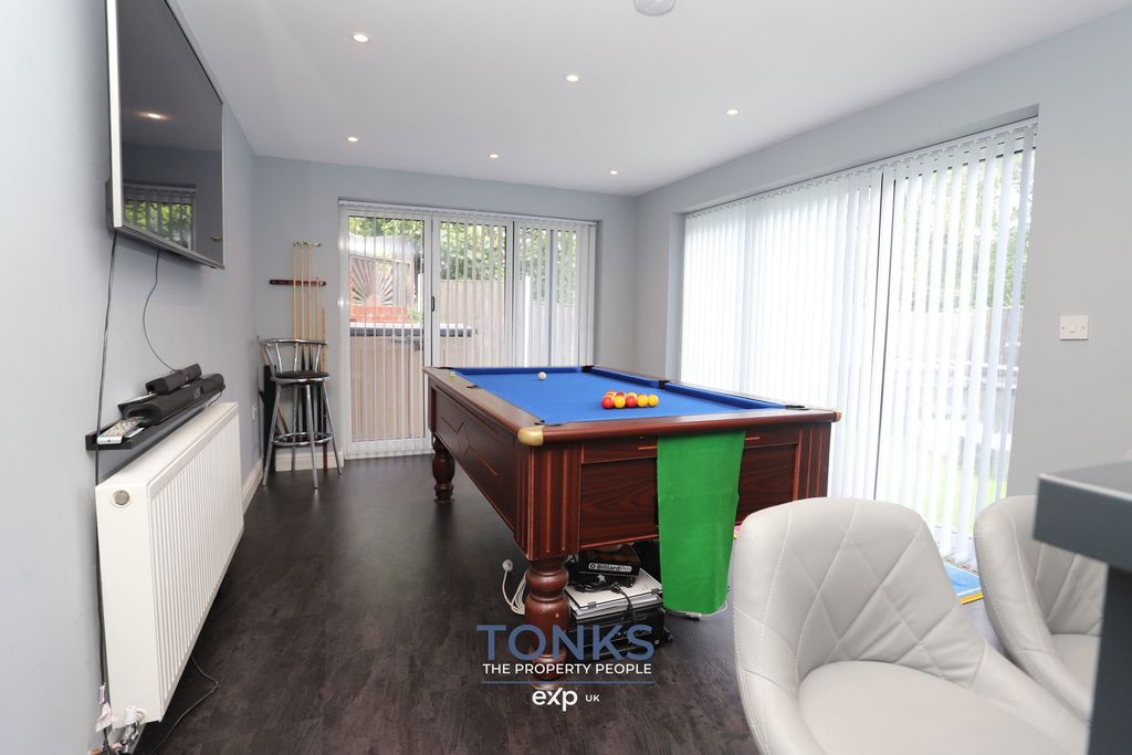 Additional image 9 of 5 bed detached house for saleCavalier Drive, Halesowen B63