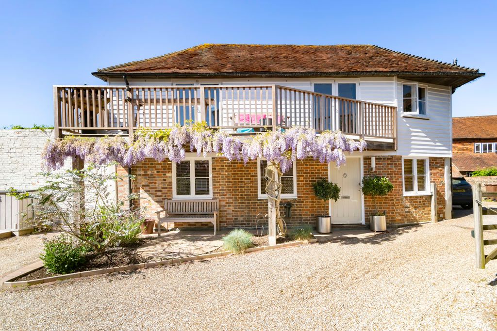 2 bed detached house for saleHam Lane, Burwash TN19
