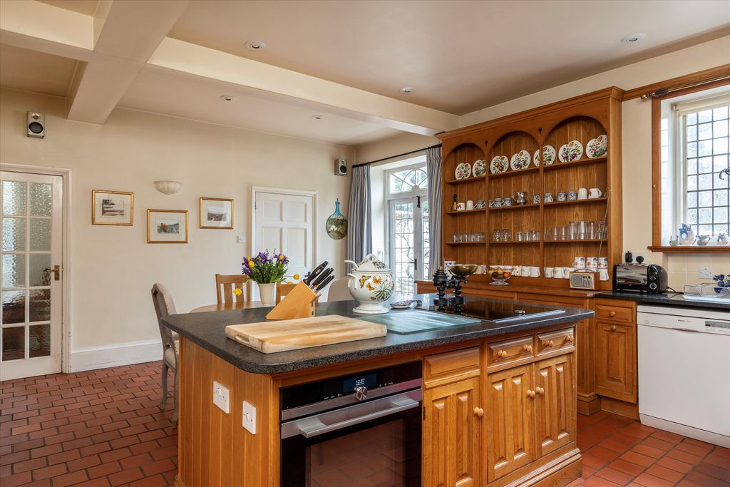 Additional image 8 of 7 bed detached house for saleWhitmead Lane, Tilford, Farnham, Surrey GU10