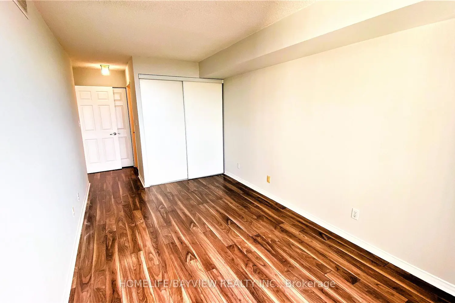 Additional image 6 of 18 Hillcrest Avenue 1708