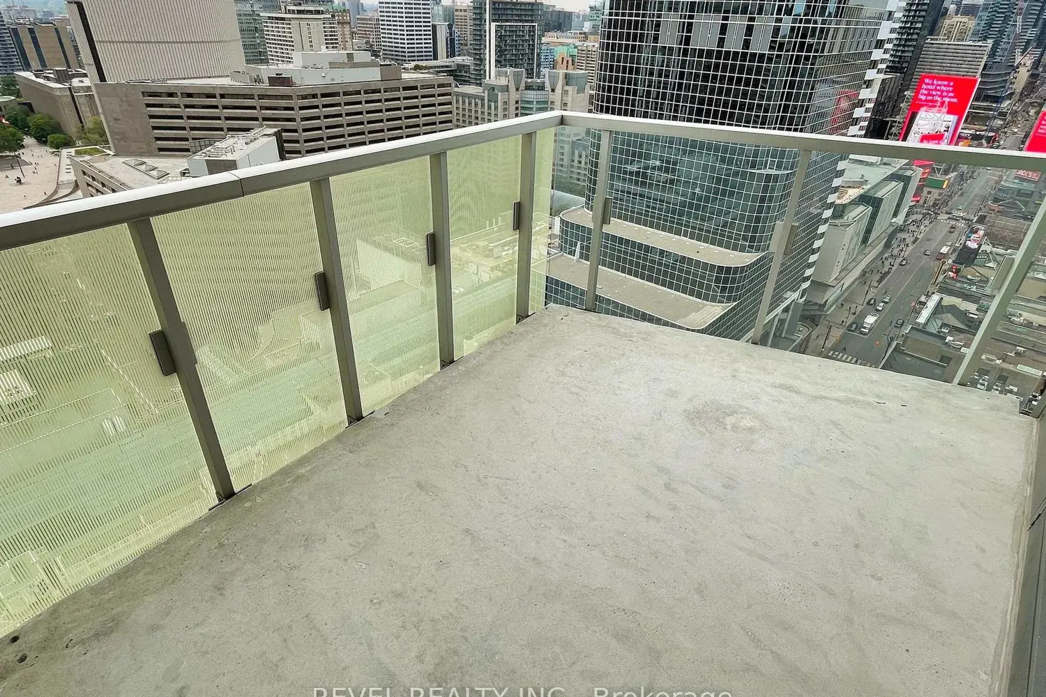 Additional image 10 of 197 Yonge Street 2412