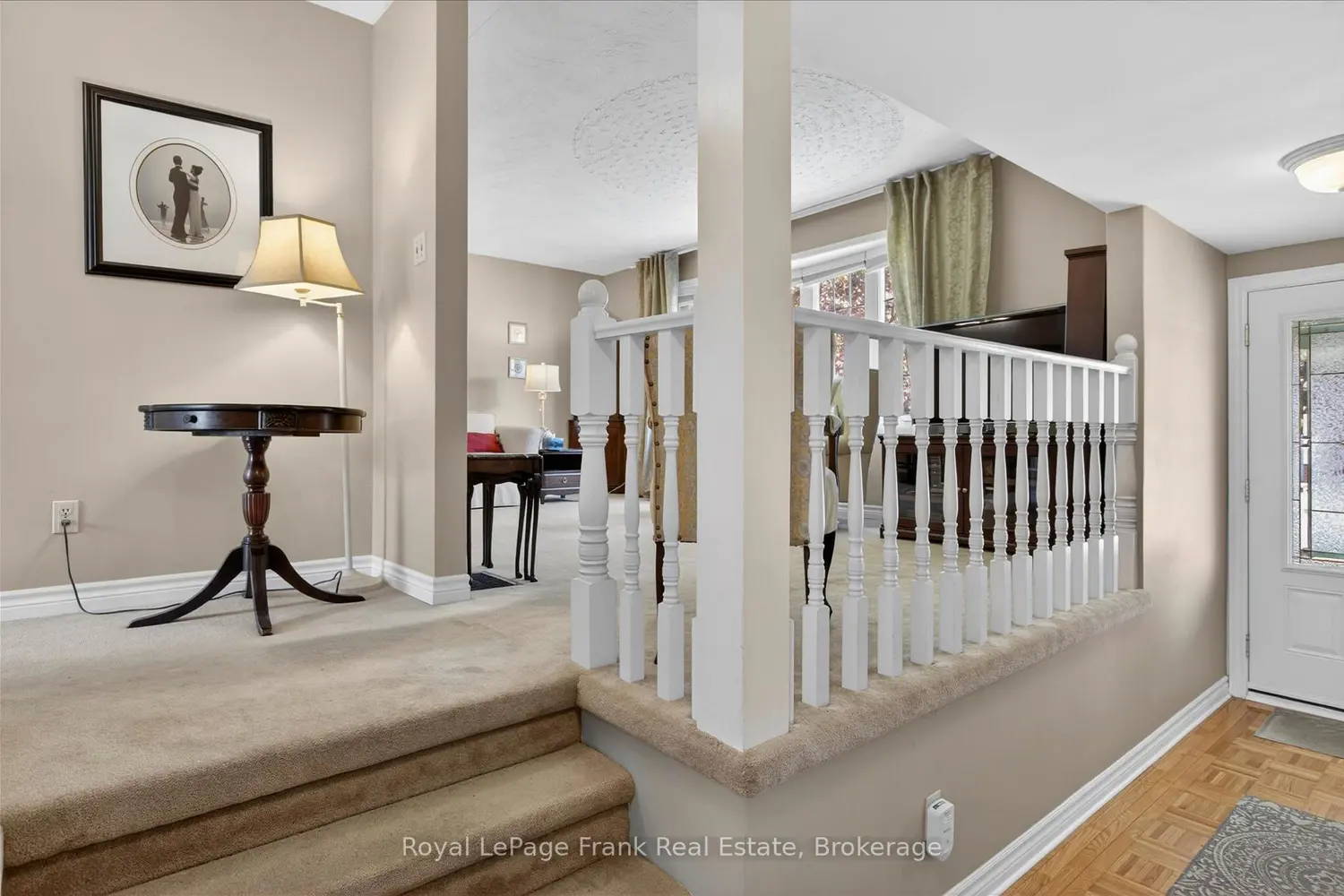 4 Bayleaf Court photo 5
