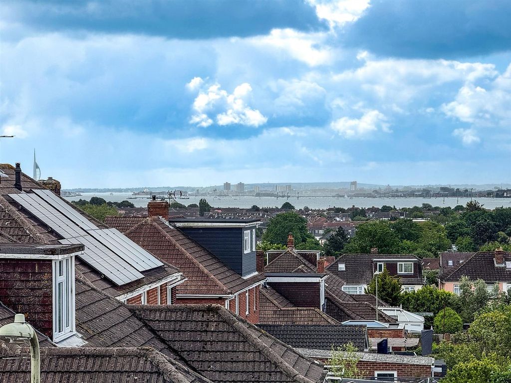 Additional image 9 of 4 bed detached bungalow for saleDore Avenue, Portchester PO16