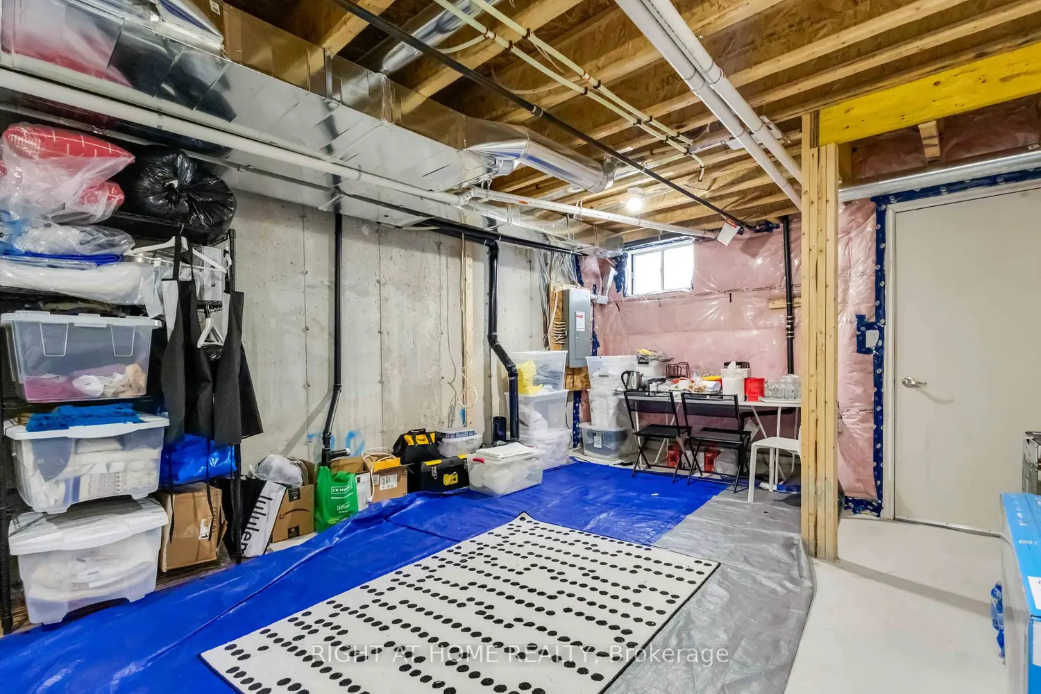 Additional image 16 of 1557 Midland Avenue