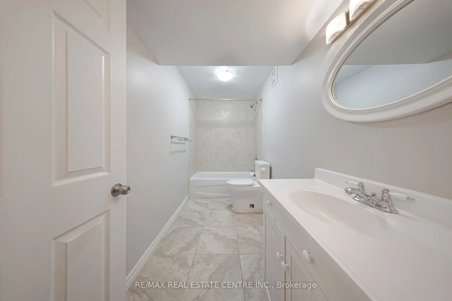 Additional image 17 of 864 Frontenac Crescent