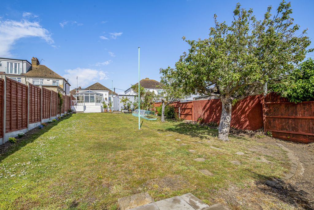 Additional image 13 of 3 bed detached house for saleThong Lane, Gravesend DA12