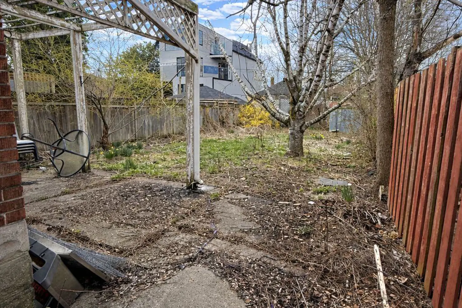 Additional image 3 of 368 Winnett Avenue