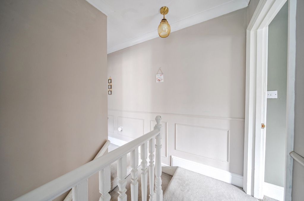 Additional image 11 of 2 bed maisonette for saleFleet Road, Fleet, Hampshire GU51