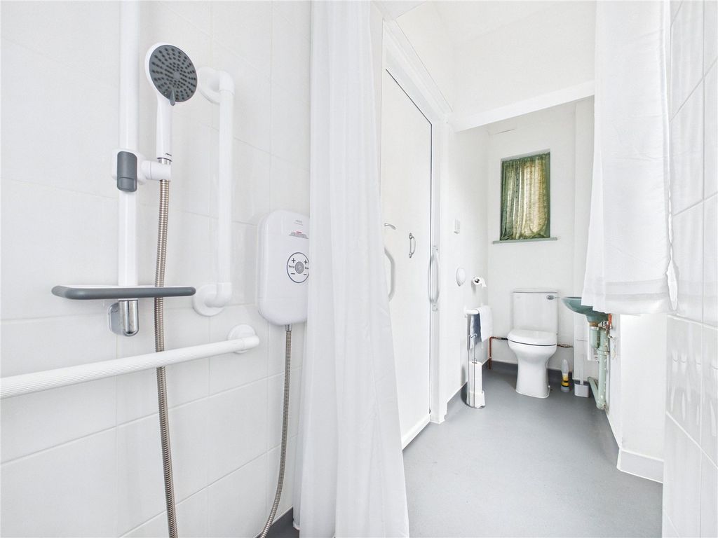Additional image 5 of 4 bed detached house for salePrinces Road, Felixstowe, Suffolk IP11