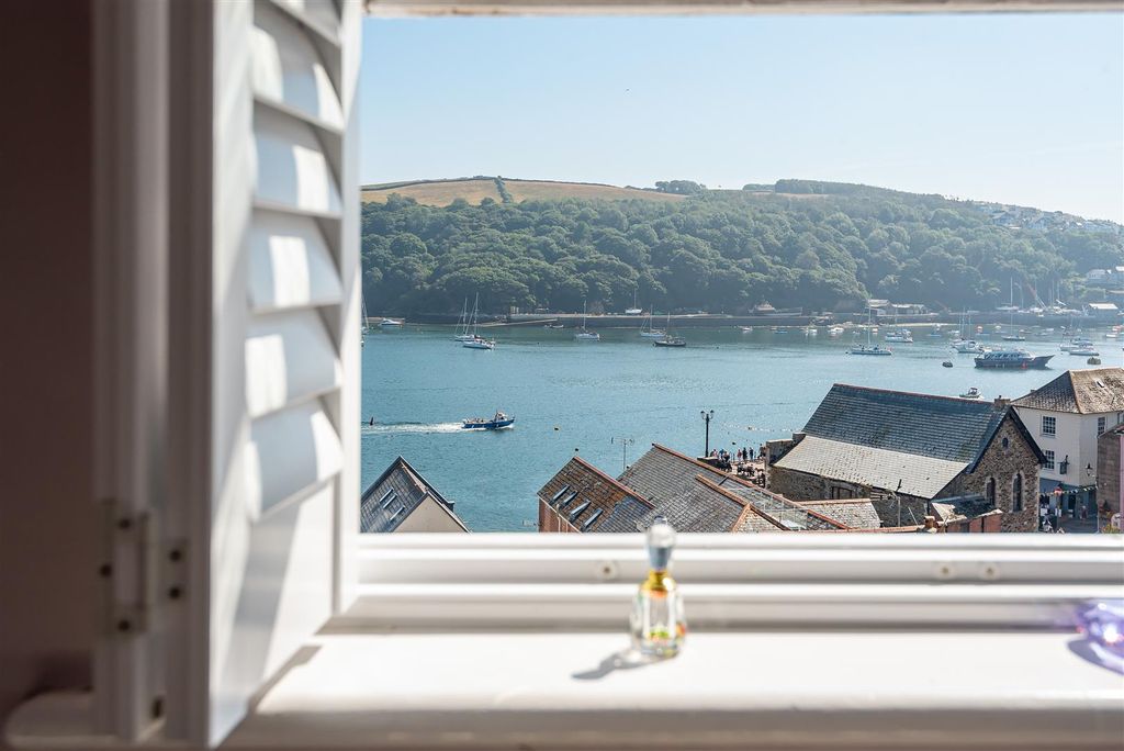 Additional image 20 of 6 bed detached house for saleBull Hill, Fowey PL23