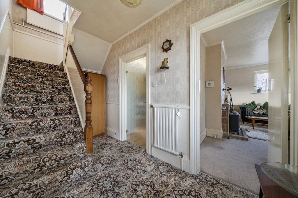 Additional image 13 of 3 bed detached house for saleColyers Lane, Erith DA8